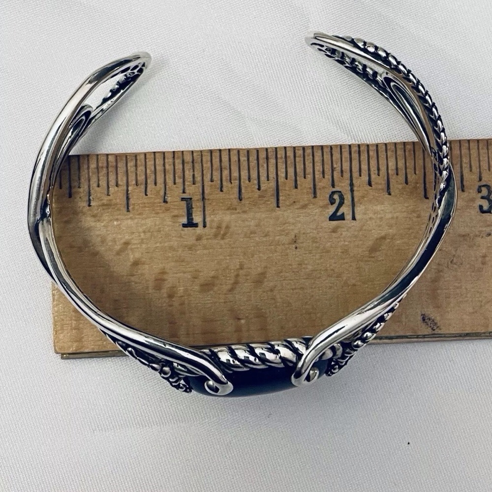 Carolyn Pollack Blue Lapis Lazuli and Sterling Silver Women's Cuff Bracelet - Picture 6 of 8